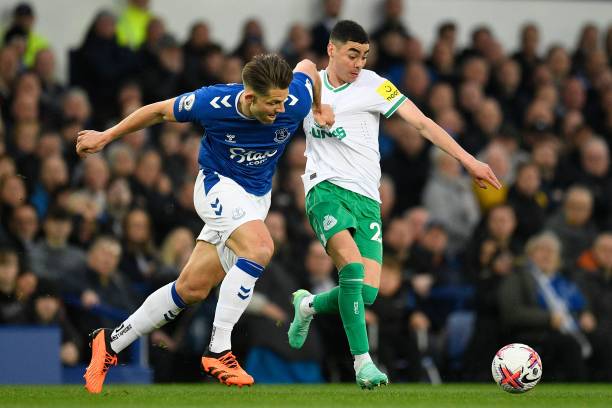 逐渐步入职 逐渐步入职