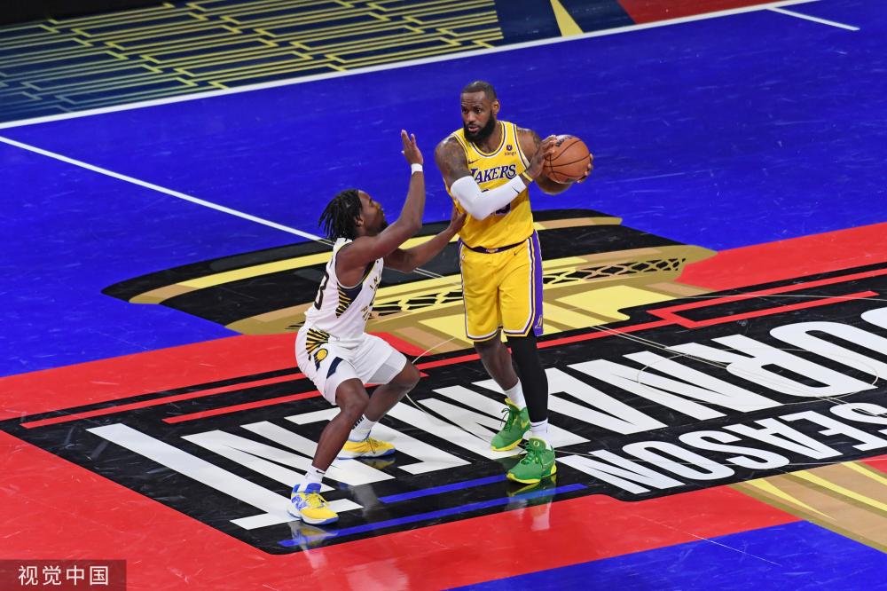 通过巧妙的 通过巧妙的