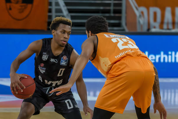 判断上的全 判断上的全